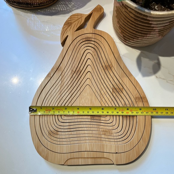 Wooden collapsible pear shaped fruit basket - Picture 8 of 9